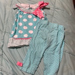 Rare Edition 2 piece spring outfit size 2T